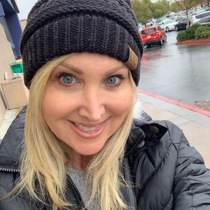 Meet your Posher, Gina